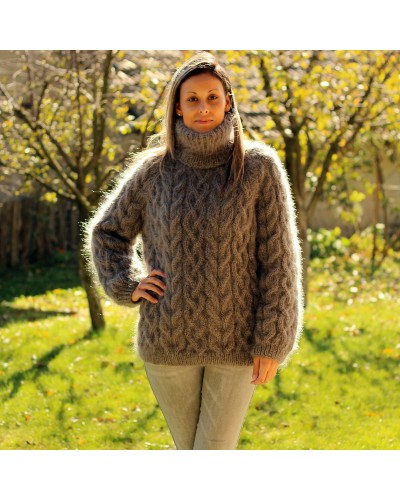 Cable Hand Knit Mohair Sweater gray Fuzzy Turtleneck Handgestrickt pullover by Extravagantza