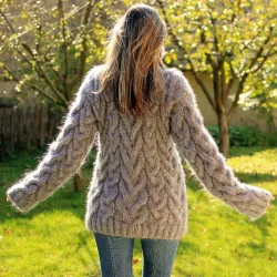 Cable Hand Knit Mohair Sweater light gray Fuzzy Turtleneck Handgestrickt pullover by Extravagantza