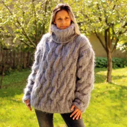 Chain Pattern Design Cable Hand Knit Mohair Sweater light gray Fuzzy Turtleneck Handgestrickt pullover by Extravagantza