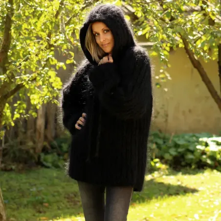 Ribbed Hand Knit Mohair Sweater black hooded Fuzzy Turtleneck Handgestrickt pullover by Extravagantza