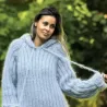 Hooded Cable Hand Knit Mohair Sweater Ribbed Light Gray Fuzzy Handgestrickt pullover