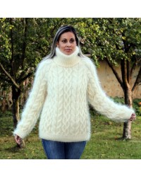 Cable Hand Knit Mohair Sweater white Fuzzy Turtleneck Handgestrickt pullover by Extravagantza