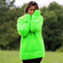 Hand Knit Mohair Sweater Neon Green Fuzzy Turtleneck Handgestrickte pullover