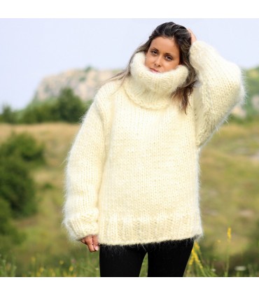 10 strands Hand Knit Mohair Sweater Off-White Fuzzy Turtleneck Plain Design