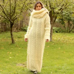 Cable hand Knitted Mohair dress white Fuzzy Removable Turtleneck Handgestrickte pullover by Extravagantza