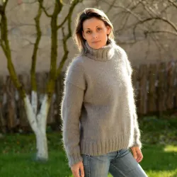 Hand Knit 100% pure angora Sweater light gray Fuzzy turtleneck Handgestrickte pullover by Extravagantza
