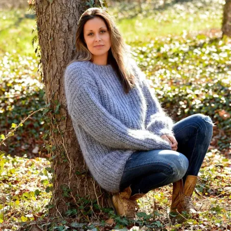 Hand Knit Mohair Ribbed Sweater Light Grey Fuzzy Cable Crew neck Pullover