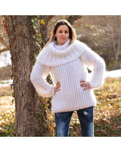 Ribbed Hand Knit Mohair Sweater White color Fuzzy Cowl neck Pullover