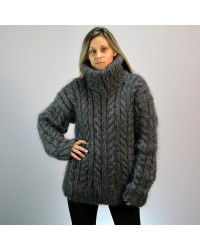 Cable Hand Knit Mohair Sweater dark gray Fuzzy Turtleneck Handgestrickt pullover by Extravagantza