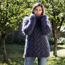 Cable Hand Knit Mohair Sweater gray Fuzzy Turtleneck Handgestrickt pullover by Extravagantza