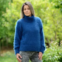 Hand Knit 100% pure angora Sweater blue Fuzzy Turtleneck Handgestrickte pullover by Extravagantza