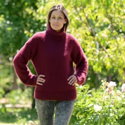 Hand Knit 100% pure angora Sweater Red Fuzzy Turtleneck Handgestrickte pullover by Extravagantza