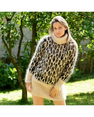 Hand Knitted Mohair dress leopard pattern Fuzzy Turtleneck Handgestrickt pullover by Extravagantza