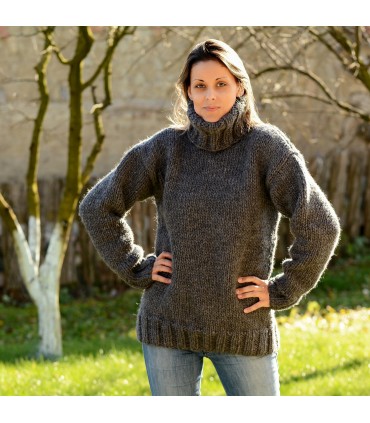 Chunky Hand Knit 100 % Wool Sweater Dark Grey Turtleneck Pullover