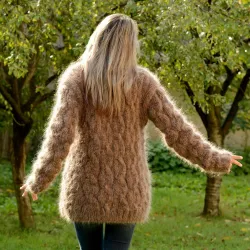 Cable Hand Knit Mohair Sweater Light Brown Fuzzy Turtleneck Handgestrickt pullover by Extravagantza