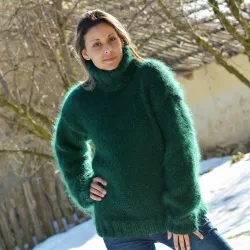 Hand Knit Mohair Sweater Dark Green Fuzzy Turtleneck Handgestrickte pullover by Extravagantza