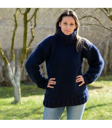 Dark Blue Hand Knit 100 %  Wool Sweater Turtleneck Pullover