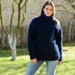 Dark blue Hand Knit 100 % wool Sweater turtleneck Handgestrickt handmade pullover by Extravagantza