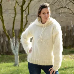 Hand Knit Mohair Sweater White hooded Fuzzy Handmade Turtleneck Handgestrickt pullover by Extravagantza