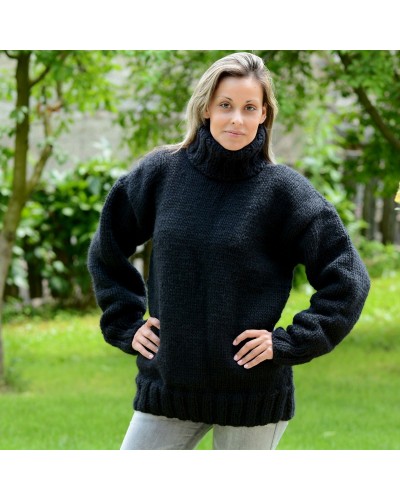Black Hand Knit 100 %  Wool Sweater Turtleneck Pullover