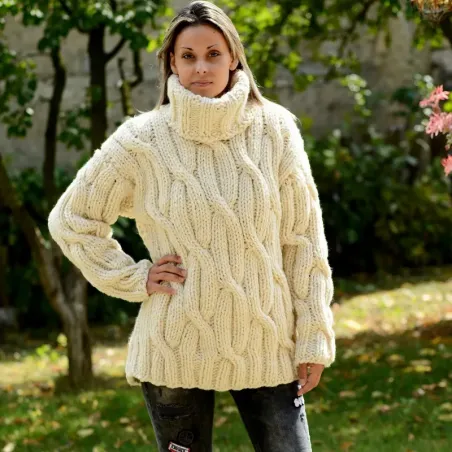Cable Knitted Chunky 100 % Pure Merino Wool Turtleneck Sweater White Color Handgestrickt pullover by Extravagantza