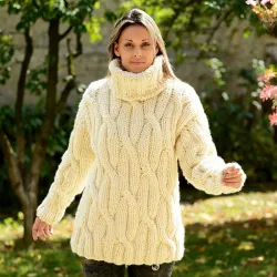 Cable Knitted Chunky 100 % Pure Merino Wool Turtleneck Sweater White Color Handgestrickt pullover by Extravagantza