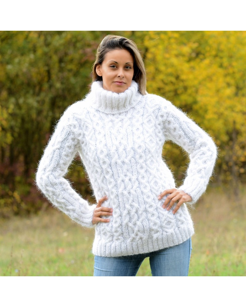 Cable Hand Knit Mohair Sweater white Fuzzy Turtleneck pullover