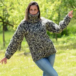 Black and White Hand Knit 100 %  Wool Turtleneck Sweater Pullover