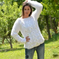 Cable Hand Knitted Mohair Sweater White Fuzzy Crew neck