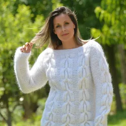 Cable Hand Knitted Mohair Sweater White Fuzzy Crew neck