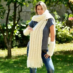 Hand Knitted Wool Cable Scarf Soft White Color Shawl with fringe