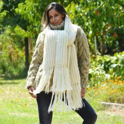 Ribbed Hand Knitted Wool Cable Scarf Soft White Color Shawl
