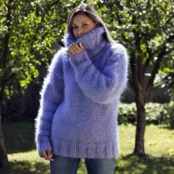 Hand Knit Mohair Sweater Light Lilac Fuzzy Turtleneck 7 strands